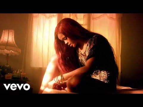 Man Down – Rihanna Official Video VEVO Complete